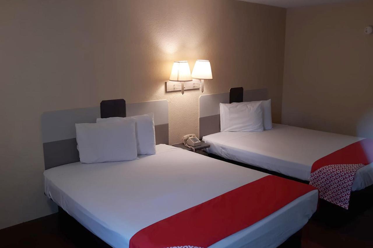 Super Value Inn Valdosta Bagian luar foto